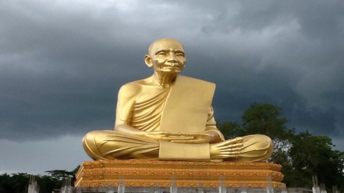 สุดอัศจรรย์ เหมือนสวรรค์รับรู้!! เสร็จแล้วรูปเหมือน "พ่อท่านคล้าย วาจาสิทธิ์ ปาฏิหาริย์เกจิแดนใต้" องค์ใหญ่ที่สุดในโลก (คลิป)