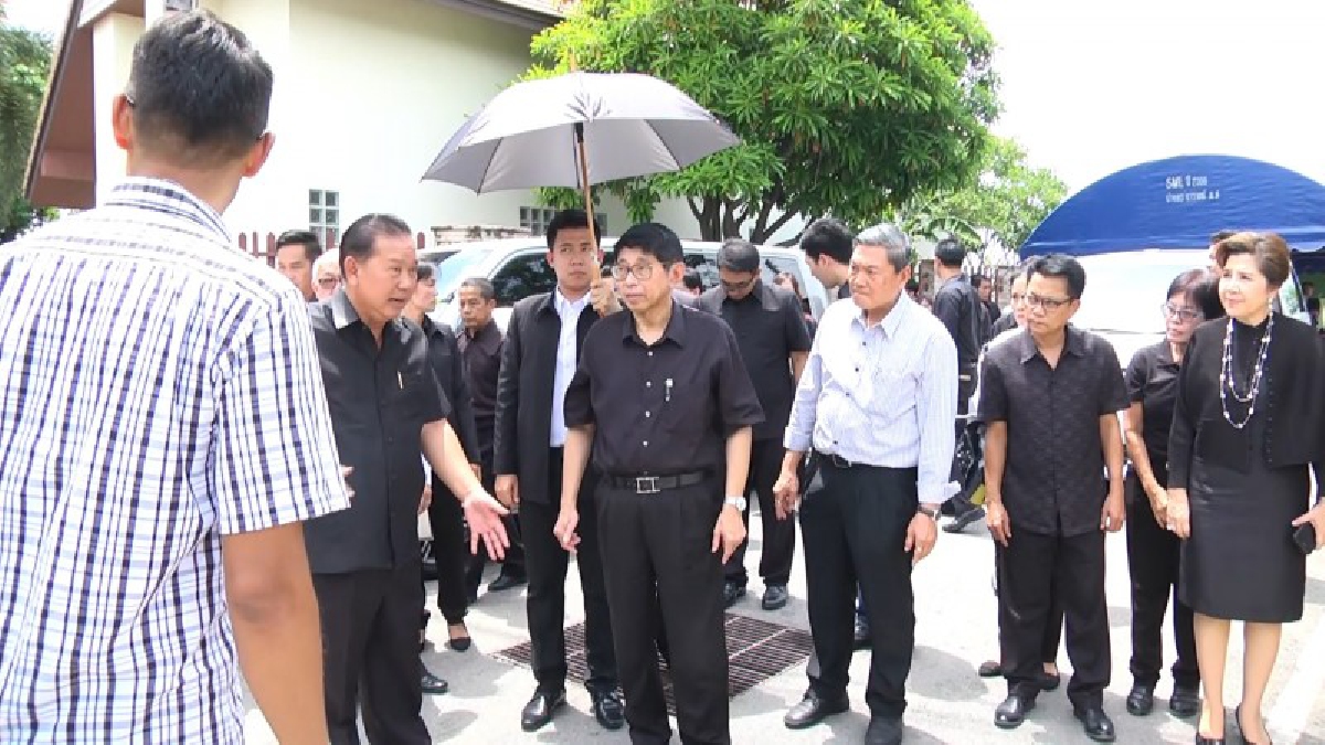 ชาวบ้านได้เฮ!! งานนี้รองนายกฯ ลงพื้นที่ แก้ปัญหา น้ำท่วมเมืองลพบุรี ซ้ำซาก น้ำหลากจากภูเขาเข้าท่วมชาวบ้าน 130 ครัวเรือนเดือดร้อนมาทั้งชีวิต