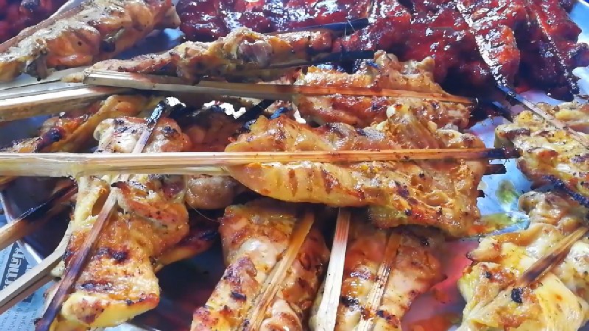สูตรเด็ด...สูตรดัง!? ไก่ย่างถอดเสื้อสูตรเด็ดขายมาเกือบ "40 ปี" จนสร้างเนื้อสร้างตัวได้ เผยมีคนมาขอซื้อสูตร 2แสน (มีคลิป)