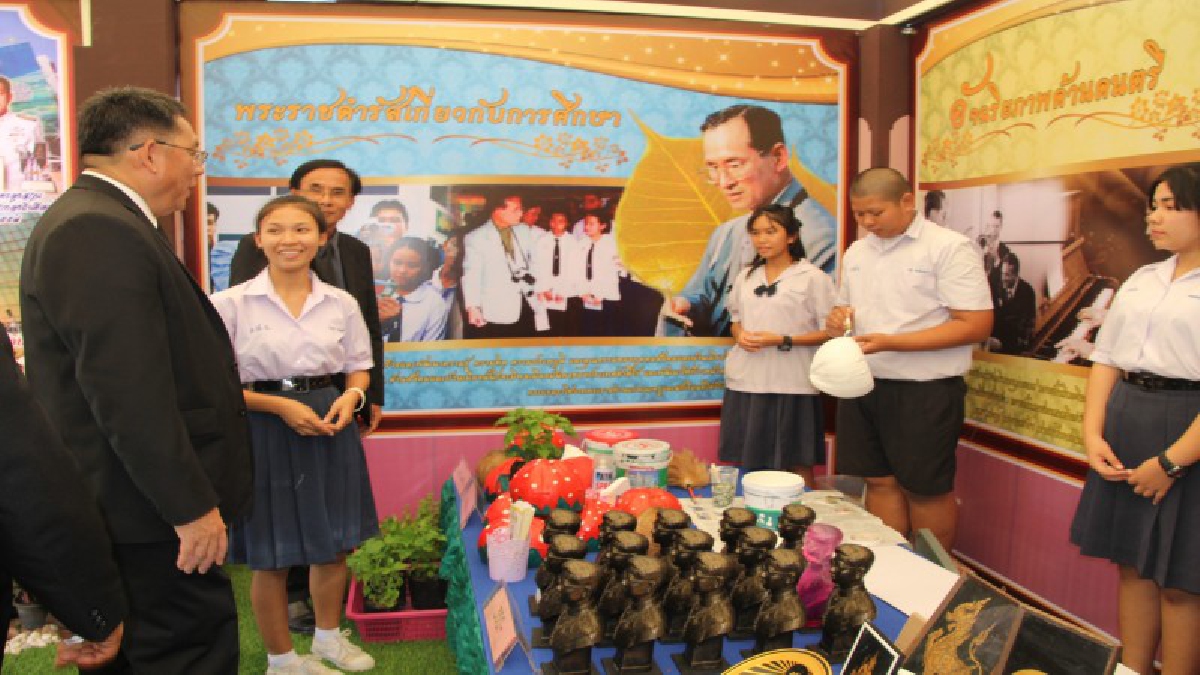 กิจกรรมดีๆ อธิบดีกรมส่งเสริมการปกครองท้องถิ่น เปิดการแข่งทักษะทางวิชาการ "ภาคกลาง อยุธยา จัดขึ้นเพื่อเปิดโอกาสให้ นร.แสดงความรู้ความสามารถ