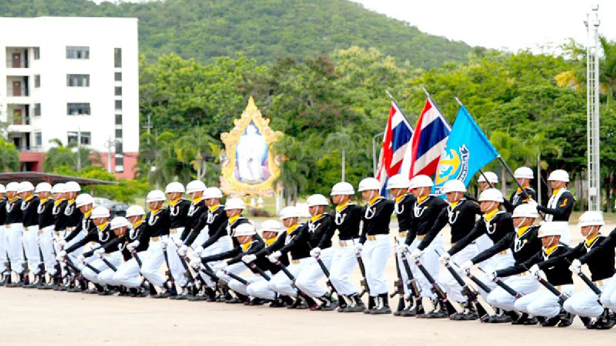 ญี่ปุ่นตะลึง!! ขอบุกไทยมาเห็นกับตา หลัง"แฟนซีดริล นักเรียนจ่าทหารเรือ"ดังทั่วโลก ไม่ผิดหวังเจอจัดให้ชุดใหญ่ ถึงกับอ้าปากค้าง (ชมคลิป)
