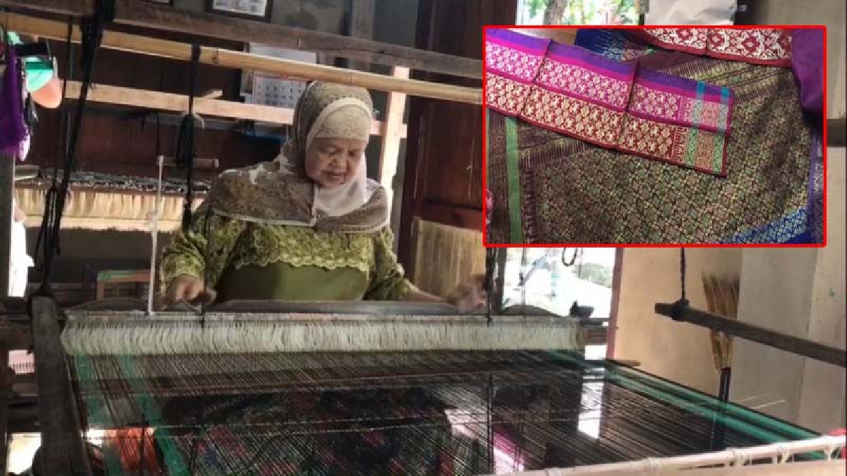 หาดูได้ยาก!! สองพี่น้องวัย 70 ปี ใช้เวลาทั้งวันในการนั่งทอ "ผ้าไหมโบราณด้วยกี้มือ" หนึ่งปีทอได้ 4 ผืน มียอดสั่งจองข้ามปี(มีคลิป)