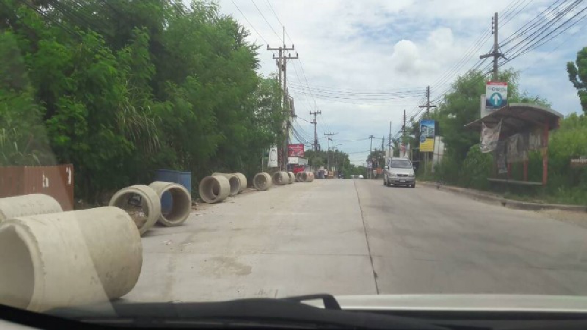 ชาวบ้านตบมือร้องไชโย!! ถนนสาย 9 กิโลฝั่งเครือฯ แยกตลาดรอดเอี่ยมเครือฯ เปิดแล้ว หลังปิดทำมานาน(มีคลิป)