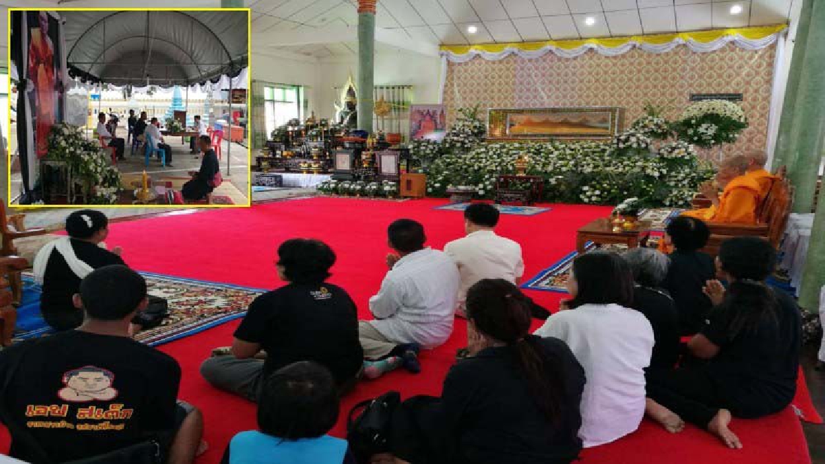 มุกดาหาร - ประชาชนทั้งชาวไทย – ลาว หลั่งไหลเข้ากราบเคารพศพหลวงพ่อยอด พระราชมุกดาหารคณี ที่วัด ศรีมงคลใต้ ( พระอารามหลวง)(มีคลิป)