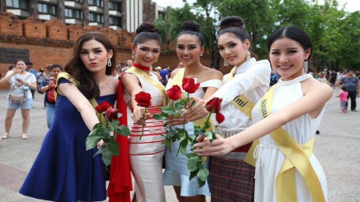 สวยสมคำร่ำลือ!! 77 สาวงาม ผู้เข้าประกวด มิสแกรนด์ไทยแลนด์ 2017 จาก 77 จังหวัด เดินทางถึงเชียงใหม่ เพื่อเก็บตัว เตรียมถ่ายทำ VTR
