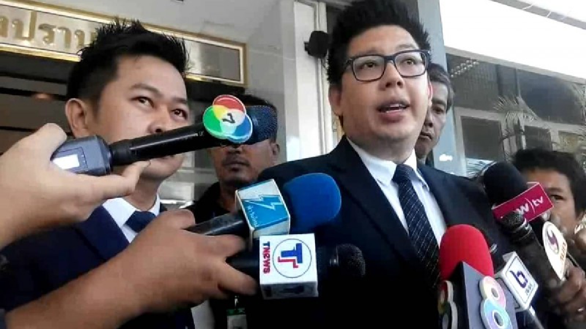 "องอาจ" โฆษกคณะศิษยานุศิษย์ วัดพระธรรมกาย เดินทางเข้ารับทราบข้อกล่าวหา มาตรา 116 (3) พร้อมปฏิเสธในทุกข้อกล่าวหา (มีคลิป)