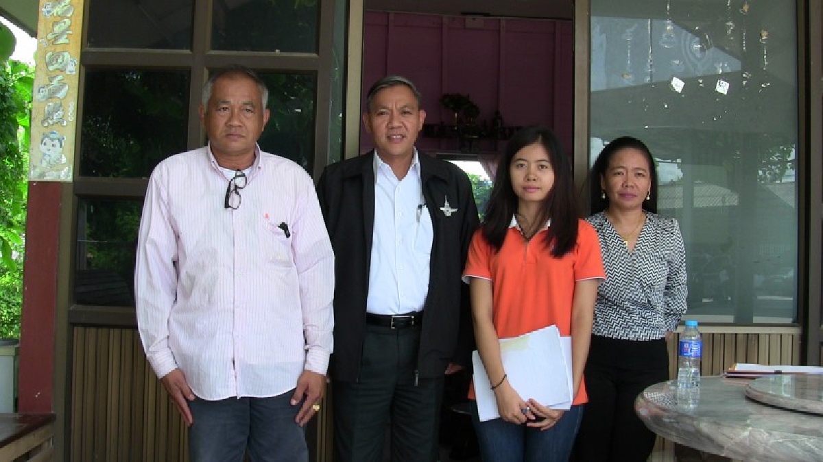 ประธาน อคส.ลงพื้นที่อ่างทอง หลังเจ้าของคลังเก็บข้าวรัฐบาลร้องนำข้าวดีไปขายราคาถูก (มีคลิป)