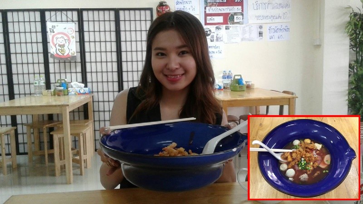 ก๋วยเตี๋ยวชามยักษ์!! อร่อยด้วยสูตรก๋วยเตี๋ยวแคระโบราณ ยั่วน้ำลายสุดๆ ใจดีจริงๆให้เด็กเล็กและเจ้าหน้าที่เก็บขยะเทศบาลฯ กินฟรี!? (มีคลิป)