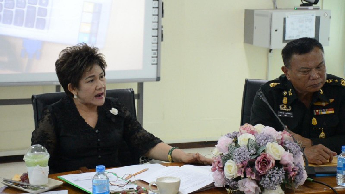 เด็ดขาด!! ผอ.สำนักบริหารงานการศึกษาพิเศษ ขู่ลั่น ถ้ายังมีการทำร้ายเด็กอีก"ยึดใบวิชาชีพคืน" สร้างระบบบริหาร รร.โสตศึกษาอุดรฯ ใหม่ (มีคลิป)