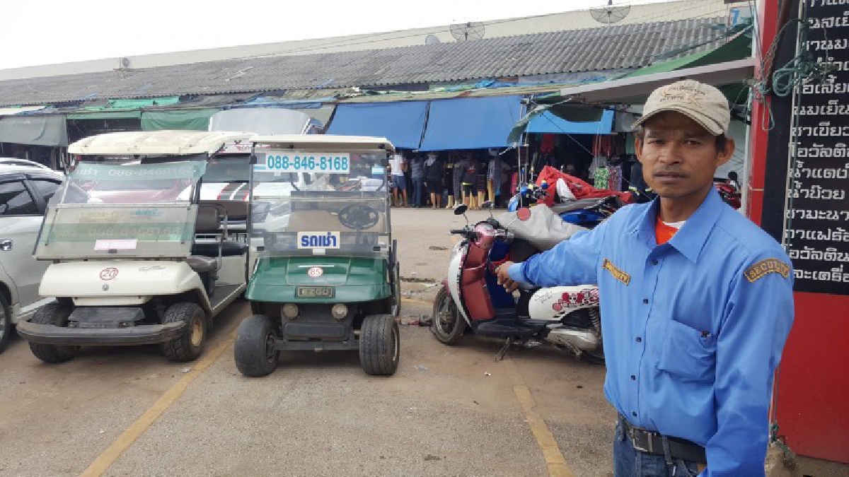 หน้าเลือด!! ชาวบ้านร้องเรียน หลังมีการเรียกเก็บค่าจอดรถโหด ในตลาดโรงเกลือ ตรวจสอบถึงกับอึ้ง ทั้งที่อบจ.ให้จอดฟรีแท้ๆ (มีคลิป)