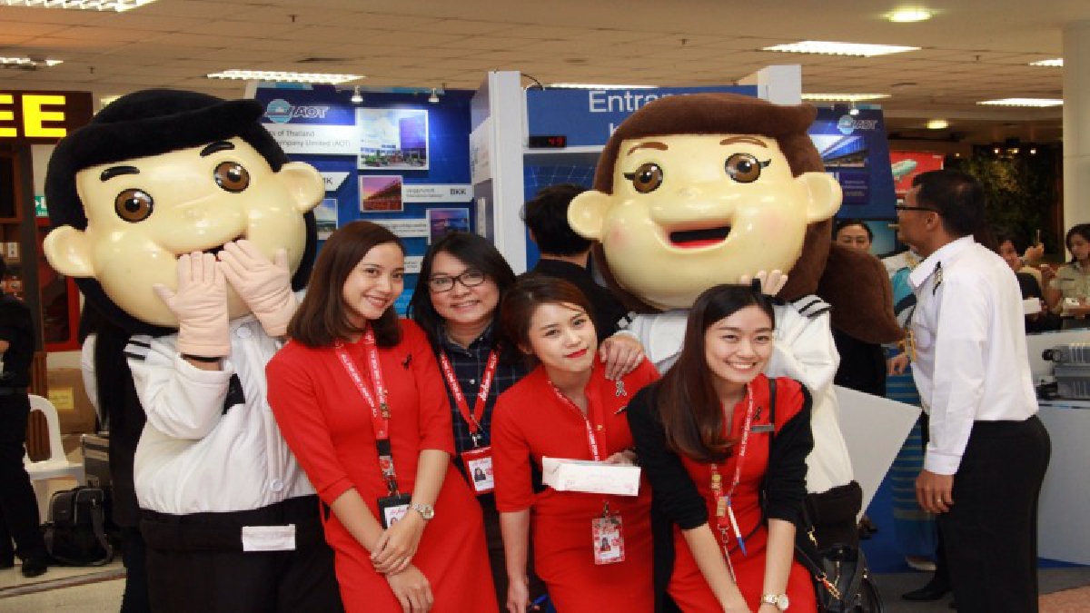 สร้างความเชื่อมั่น!! ท่าอากาศยานเชียงใหม่ "จัดนิทรรศการ 38 ปี ทอท." สร้างความเชื่อมั่น ปลอดภัยให้กับนักท่องเที่ยว (มีคลิป)
