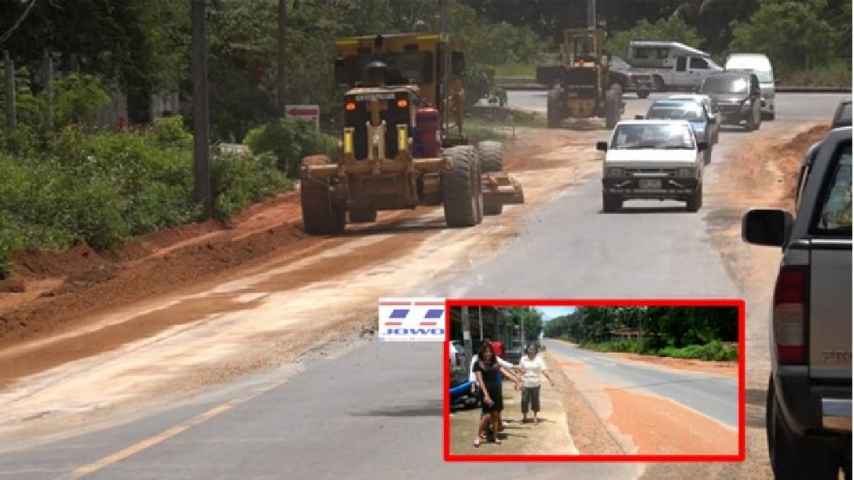 ร้องสื่อเรื่องเดิน!! กระบี่..ฝันใกล้ความจริง หลังชาวบ้านร้องทุกข์ถนนสภาพทรุดโทรมมาหลายปี ล่าสุดหน่วยงาน รุดช่วยเหลือ เริ่มซ่อมแซมแล้ว (คลิป)