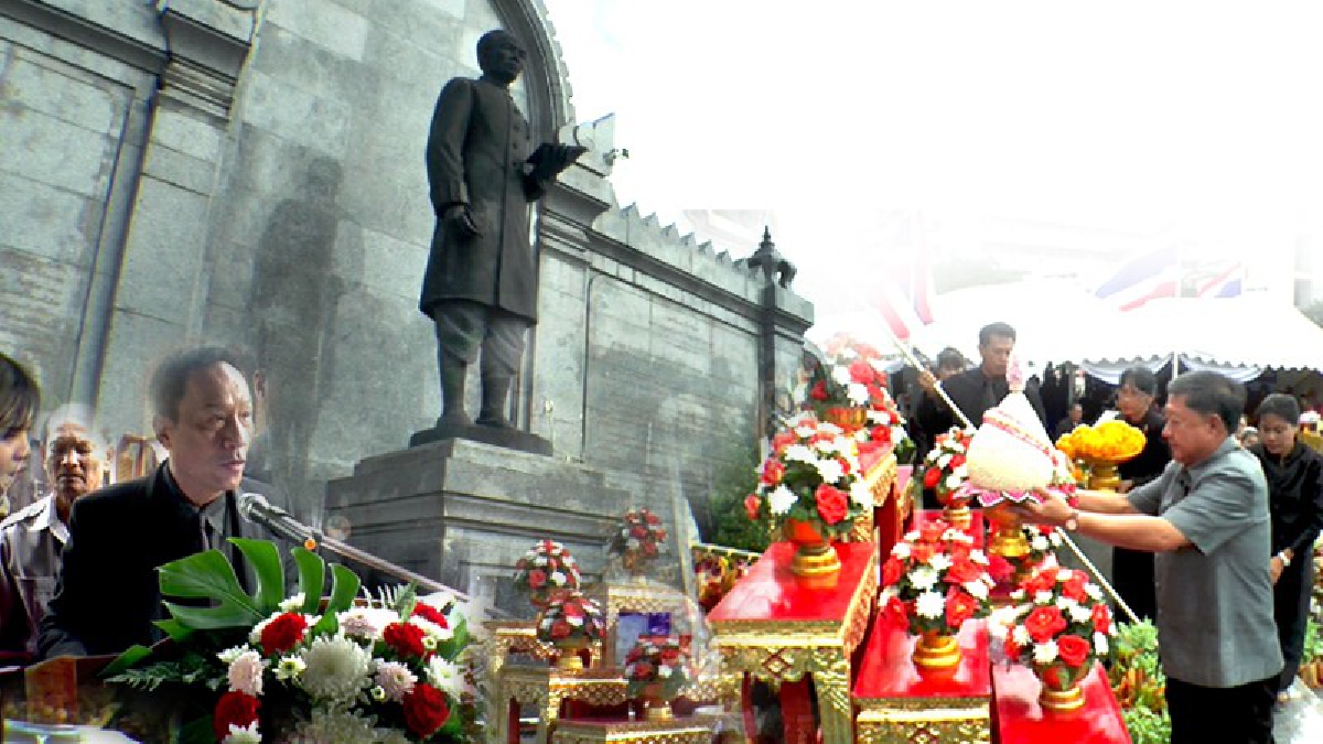 พ่อเมืองแปดริ้ว!! สักการะปูชนียบุคคล พระยาศรีสุนทรโวหาร (น้อย อาจารยางกูร) ปราชญ์ภาษาไทยคนฉะเชิงเทรา เพื่อระลึกถึงพระคุณ (มีคลิป)