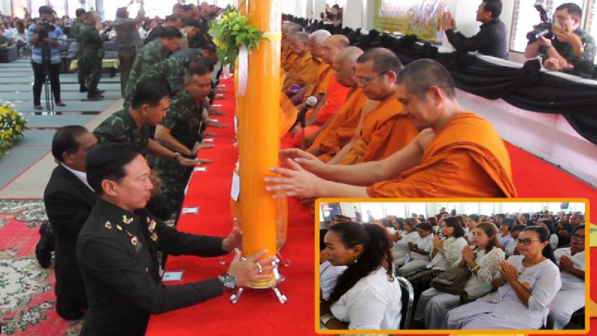 มทภ.4 ถวายเทียนพรรษา – เทศกาลเข้าพรรษา ส่งเสริมพระพุทธศาสนาทั้ง 3 จ.แดนใต้ รวมกว่า 361 วัด บรรยากาศวัดทั่วยะลาคึกคัก