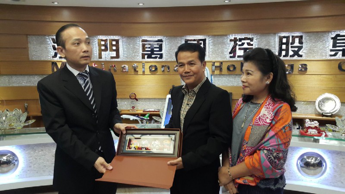 ชุมพรเนื้อหอมจัด!! ผวจ.เดินทางไปร่วมงาน "The 5 Macao Internationnal Travel (Industy) Expo ครั้งที่ 5 " ร่วมแชร์แหล่งเที่ยวชุมพร (มีคลิป)