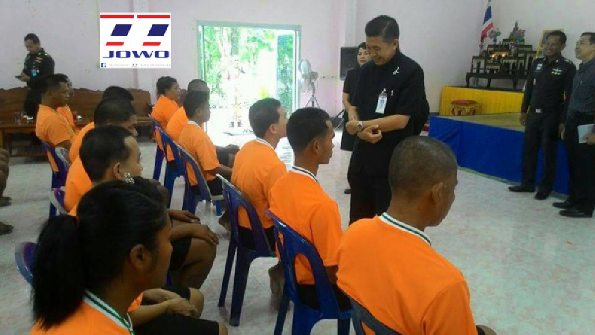 เปิดค่าย "ศูนย์ขวัญแผ่นดินจังหวัดสุรินทร์" บำบัดผู้เสพยาเสพติดระบบสมัครใจ ด้วยกระบวนการบำบัดรักษาที่มีมาตรฐานและความเหมาะสม(มีคลิป)