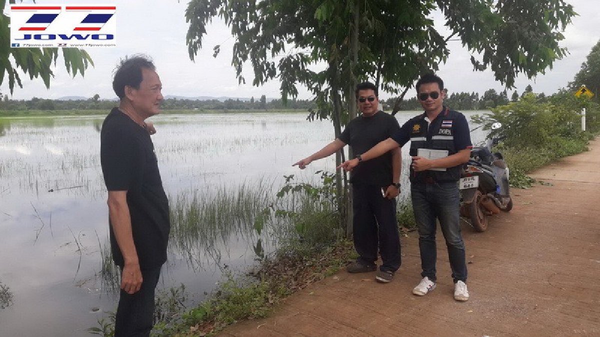 ชาวบ้านร้องนายก อบต.ช่วยขยายท่อระบายน้ำ หลังฝนกระหน่ำไม่หยุด น้ำเอ่อท่วมนาข้าว และบ่อปลา เสียหายจำนวนมาก