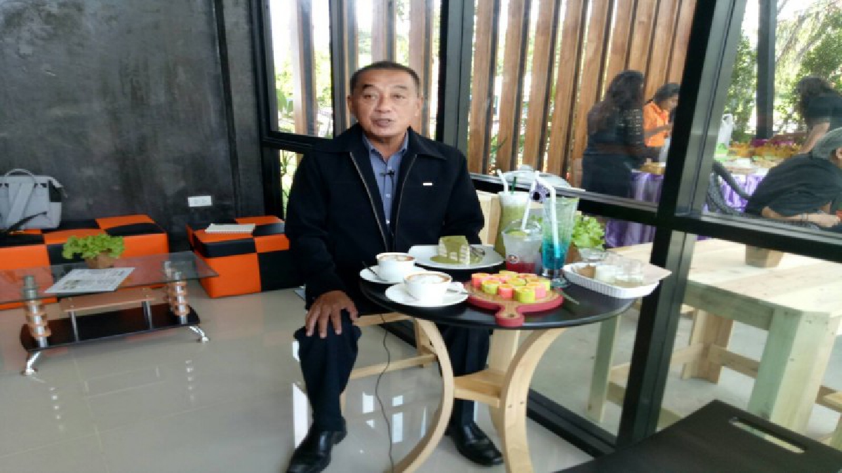 เทคนิคสตูลต่อยอดอาชีพ แก่นักศึกษาลงทุนเปิดร้านกาแฟสด COFFEE STTC เสริมงาน สร้างรายได้ พัฒนาวิชาเรียน ขณะคอกาแฟ ข้าราชการ ปชช.เข้าอุดหนุน