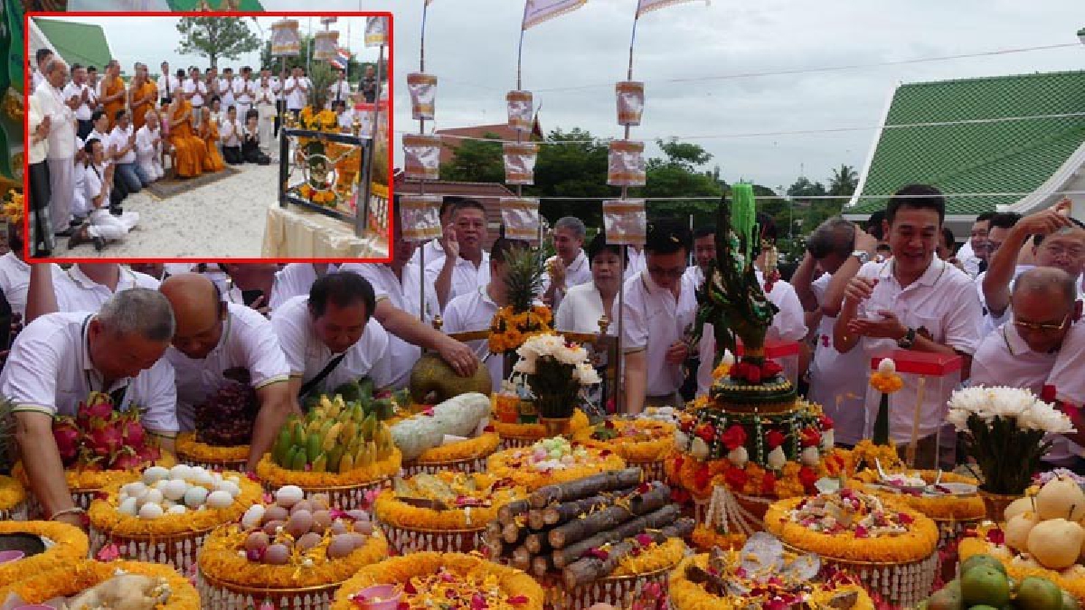 อิ่มอกอิ่มใจ!! ชาวปทุมธานีตักบาตร รอบองค์พระพุทธโสธรในงาน 50 ปี วิถีพรตเจ้าประคุณสมเด็จพระธีรญาณมุนีที่ "วัดเทพศิรินทราวาส" (มีคลิป)