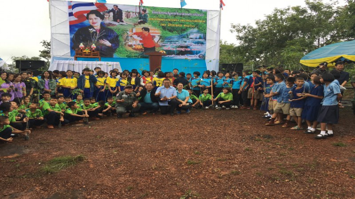 อบต.ผาตั้ง จัดโครงการ "รักน้ำ รักป่า รักษาแผ่นดิน" สนองพระราชปณิธานของทั้งสองพระองค์ในการอนุรักษ์ป่าและแหล่งต้นน้ำ