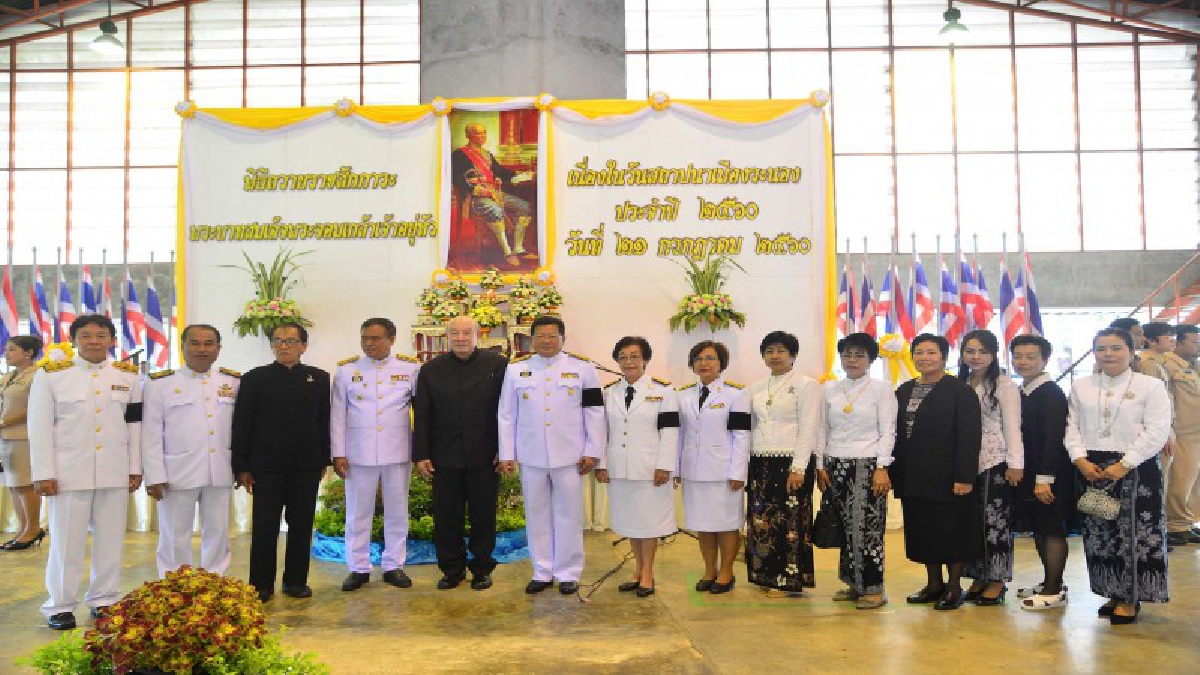 ระนอง!! จัดงานครบรอบ 155 ปี จัดพิธีถวายราชสักการะ พระบาทสมเด็จพระจอมเกล้าเจ้าอยู่หัว เนื่องในวันสถาปนาเมืองระนอง ประจำปี 2560