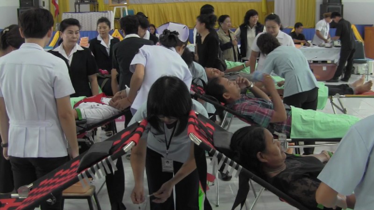ทำดี..ถวายพ่อหลวง!! เหล่ากาชาดจังหวัดตราดร่วมกับกิ่งกาชาดอําเภอคลองใหญ่รับบริจาคโลหิตได้ 39,550 ซีซี (มีคลิป)