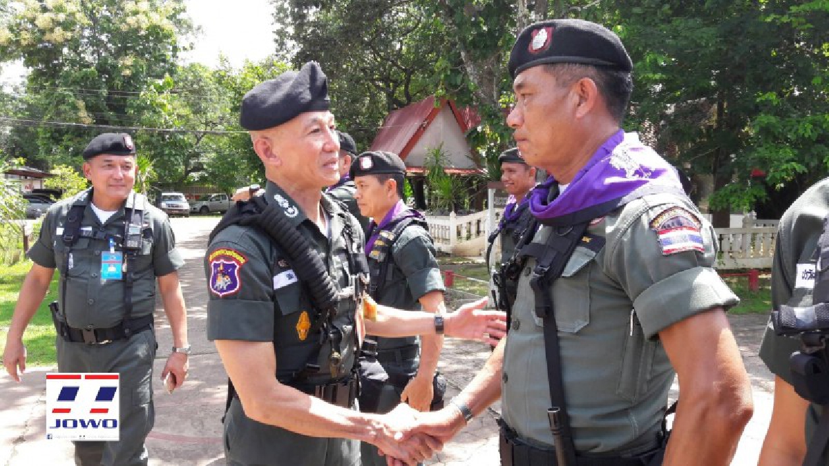 รองผู้บัญชาการตำรวจตระเวนชายแดน ลงพื้นที่ตรวจเยี่ยมกำลังพลของกองร้อยตำรวจตระเวนชายแดนที่ 245 หนองคาย (มีคลิป)