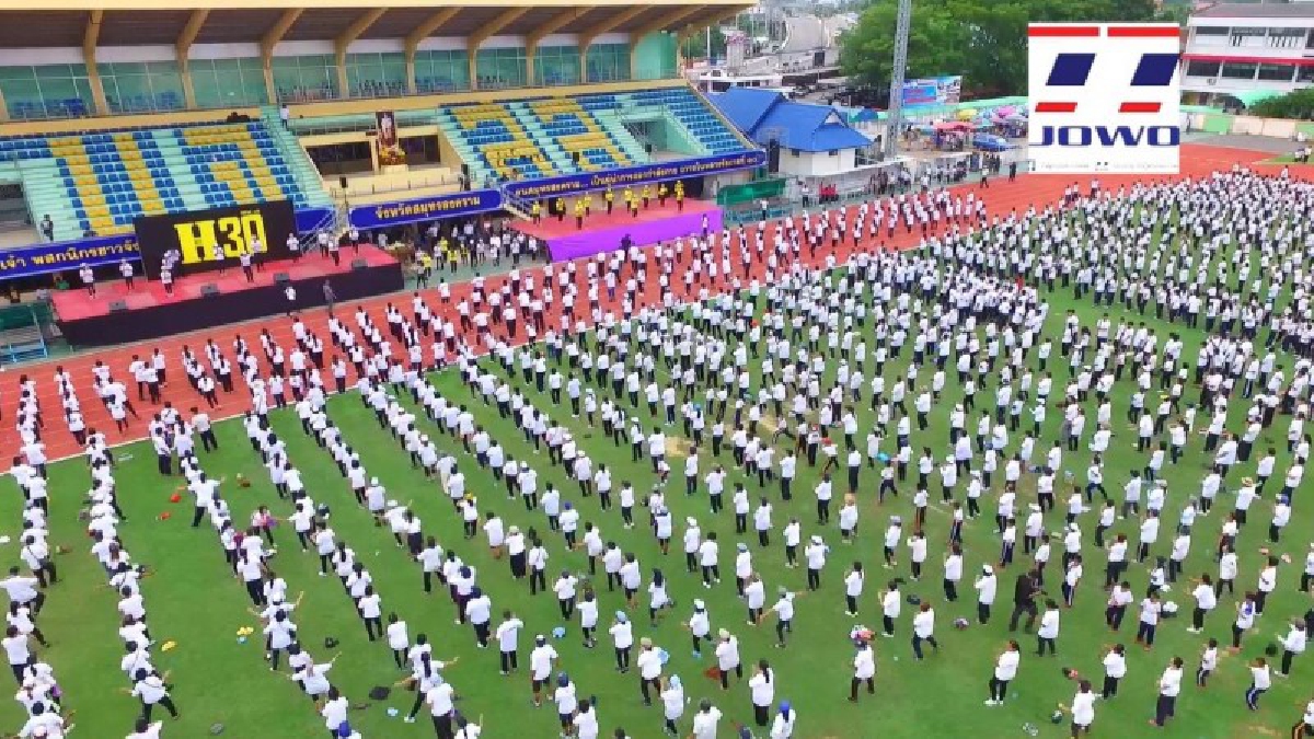 สมุทรสงคราม!! ประชาชนกว่า 7 พันคน แปรอักษรเป็นเลข 10 และร่วมออกกำลังกาย ถวายในหลวงรัชกาลที่ 10 (มีคลิป)