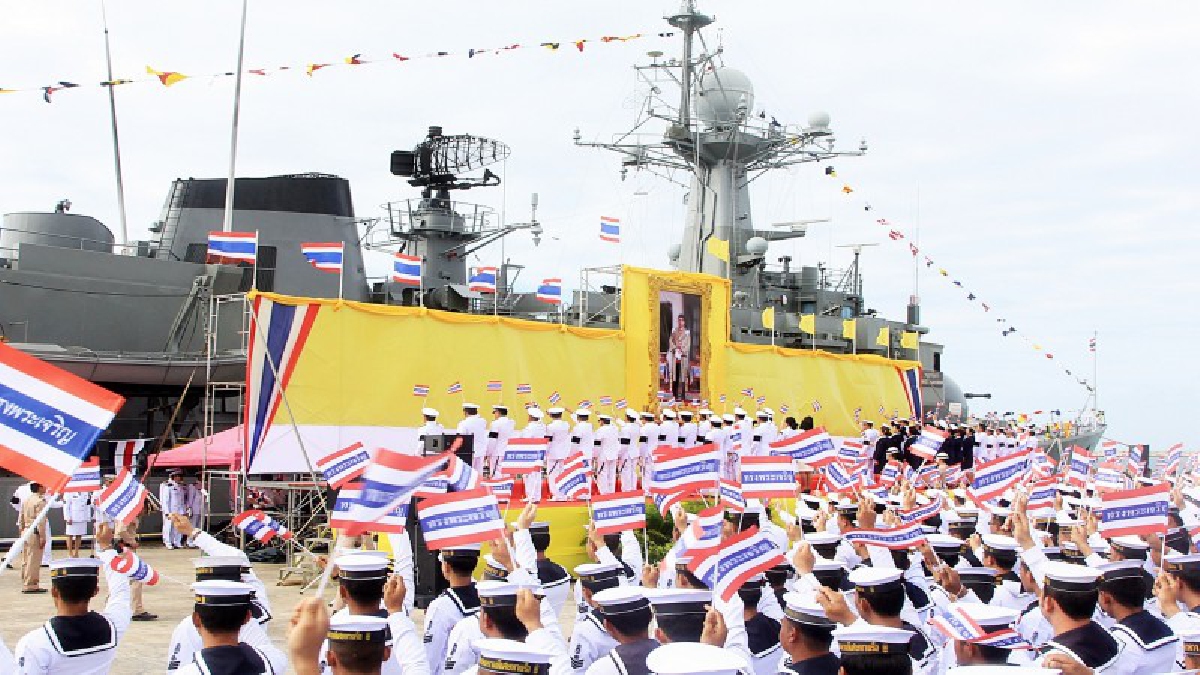 กองทัพเรือ!! จัดกิจกรรมเฉลิมพระเกียรติบริจาคโลหิต ปล่อยพันธุ์ปลาจำนวน 10,066 ตัว เนื่องในโอกาสวันเฉลิมพระชนมพรรษา 65 พรรษา