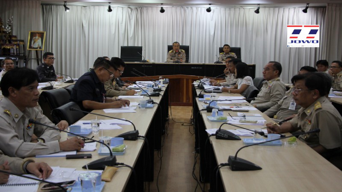 เมืองช้างอ่วม!! 6 อำเภอ เซินกาพ่นพิษ ผู้ว่าฯเรียกประชุมด่วน หัวหน้าส่วนราชการ-นายอำเภอ เตรียมพร้อมป้องกันและแก้ไขปัญหาอุทกภัย (มีคลิป)