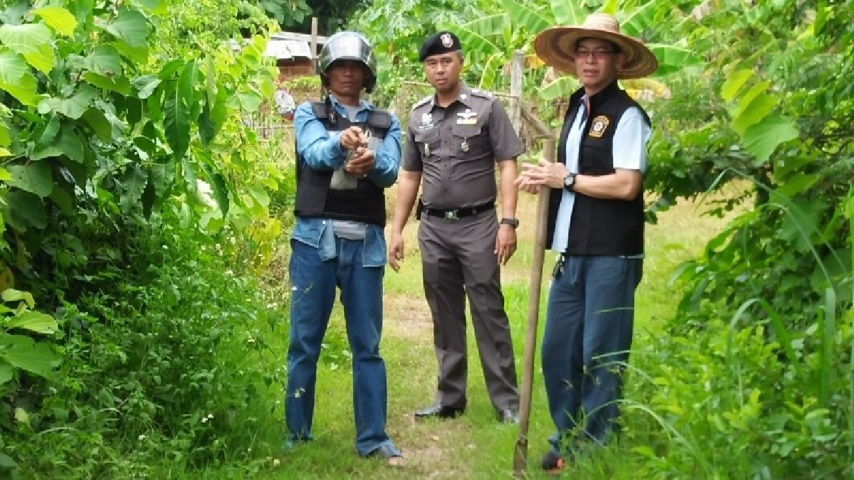 เค้นกันยาว!! ตร.รวบหนุ่มใหญ่มือปืนดักซุ่มยิงลุงวัย 62 ขณะปั่นจยย.ออกกำลัง สารภาพเป็นคนยิงเอง แต่ปิดปากเงียบเรื่องปมแค้น (มีคลิป)