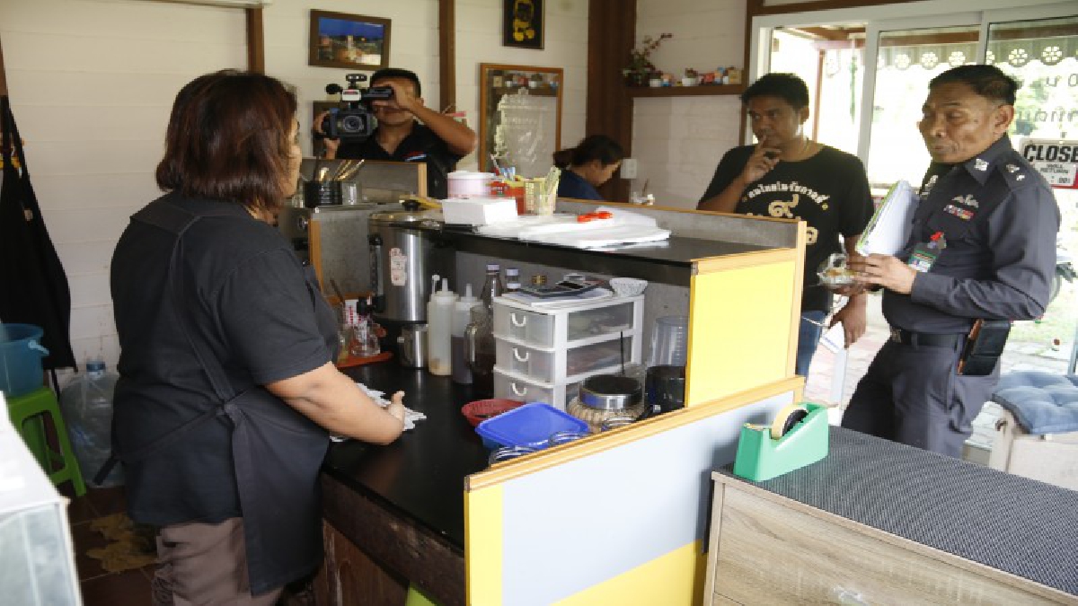 พิษเศรษฐกิจ!! เมืองตรังโจรชุกชุม ตระเวนกวาดทรัพย์ ริมถนนห้วยยอด ตลอดแถว ซ้ำซากมาหลายครั้ง (มีคลิป)