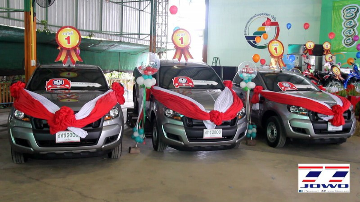 โชคใหญ่หล่นทับ!! ธกส.อุตรดิตถ์ แจกรถยนต์กระบะฟอร์ดแรนเจอร์ 3 คัน ให้ลูกค้าออมทรัพย์ทวีโชค รวมมูลค่ากว่า&nbsp;4.5 ล้านบาท (มีคลิป)