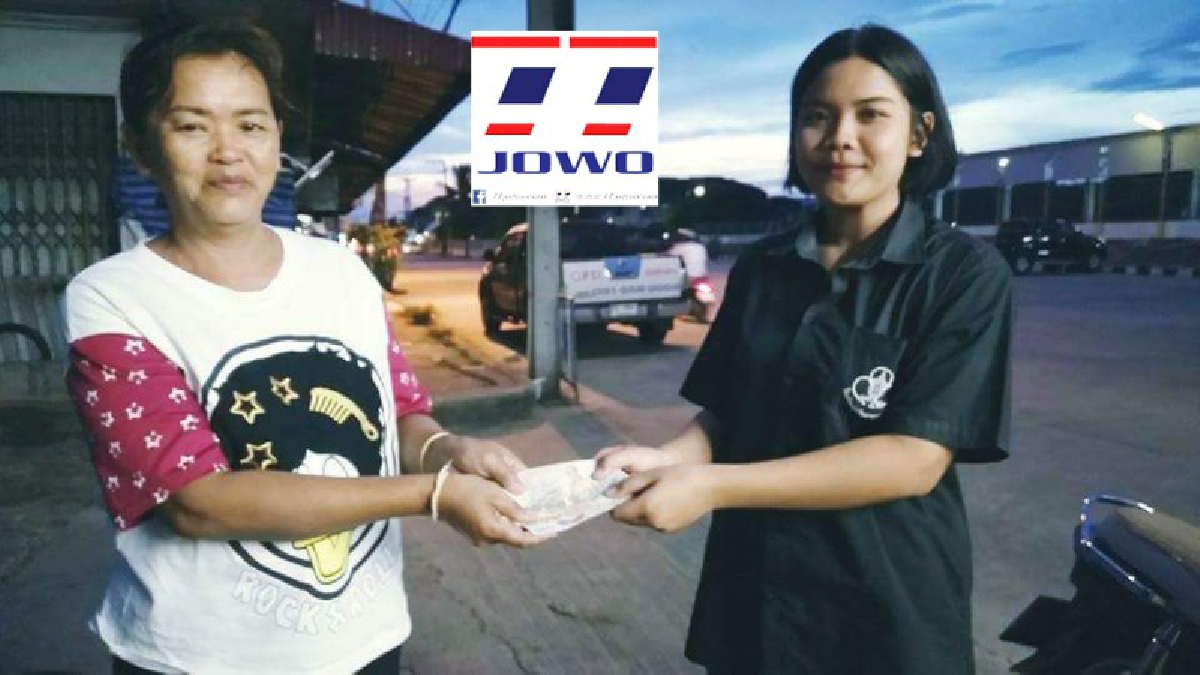 ชาวโซเชียลแห่ชื่นชม!! แชร์รัวๆ เด็กดี "ศรีสุรินทร์" เก็บเงิน 4,000 บาท คืนเจ้าของ (มีคลิป)