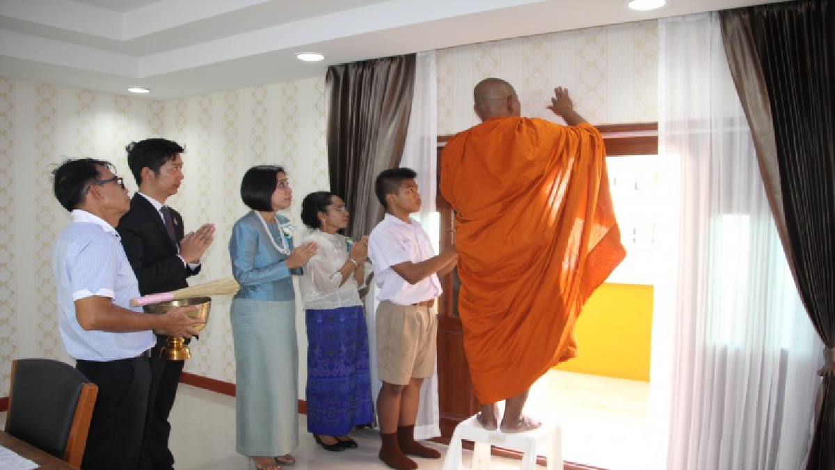 โรงเรียนวัดใหญ่กรุงเก่า จัดห้องเรียน E-Classroom พัฒนาการเรียนการสอนสู่การศึกษายุคไทยแลนด์ 4.0 (ชมคลิป)