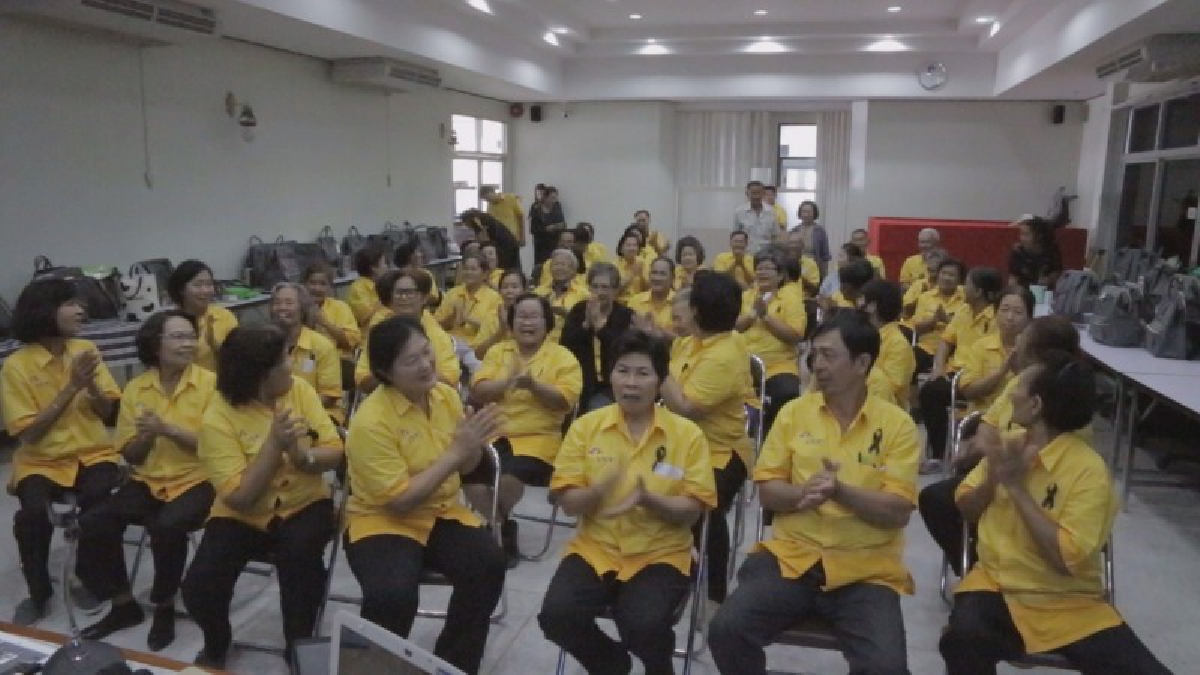 สุดเจ๋ง!! โรงเรียนผู้สูงอายุ "มาหาไร สูงวัย" พัฒนาคุณภาพชีวิตของ เด็ก สตรี ผู้สูงอายุ คนพิการ และผู้ด้อยโอกาส ในตำบลยายชา ให้มีชีวิตดีขึ้น!?