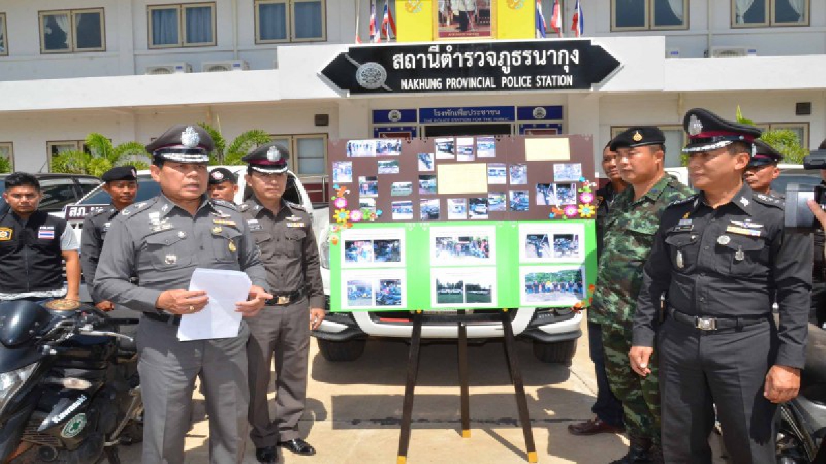 ตร.กาฬสินธุ์สนธิกำลังทหาร ทลายแหล่งรับจำนำรถเถื่อน ขาดส่งดอกเบี้ย เจอประกาศขายทางเฟซบุ๊ค (มีคลิป)