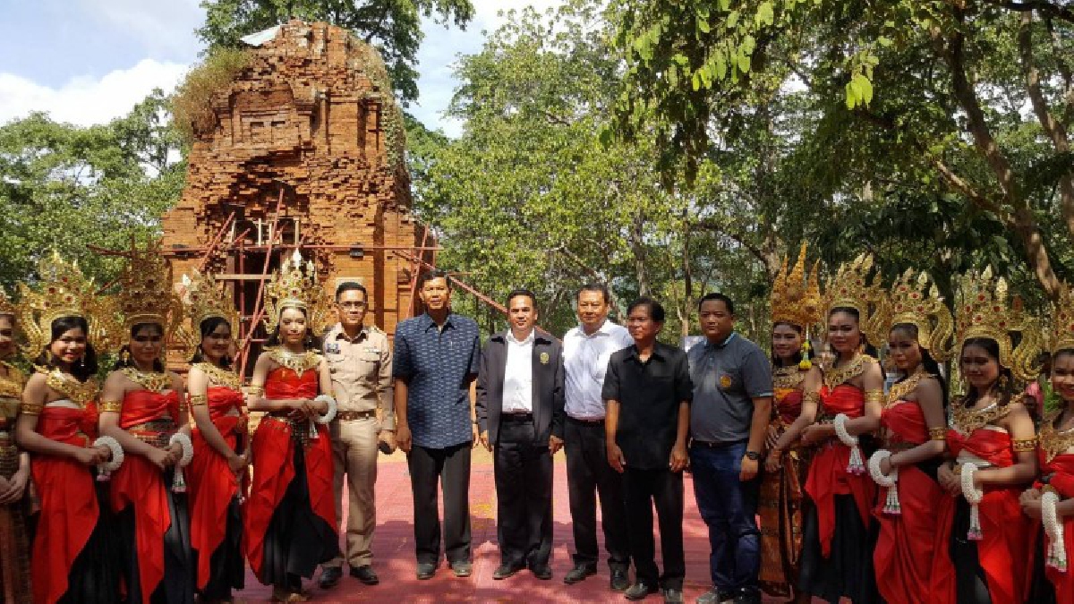 ทรัพย์สินเป็นของบ้านเรา!! อธิบดีกรมศิลปากร ระบุ การทวงคืนทับหลัง ปราสาทเขาโล้น จ.สระแก้ว (มีคลิป)