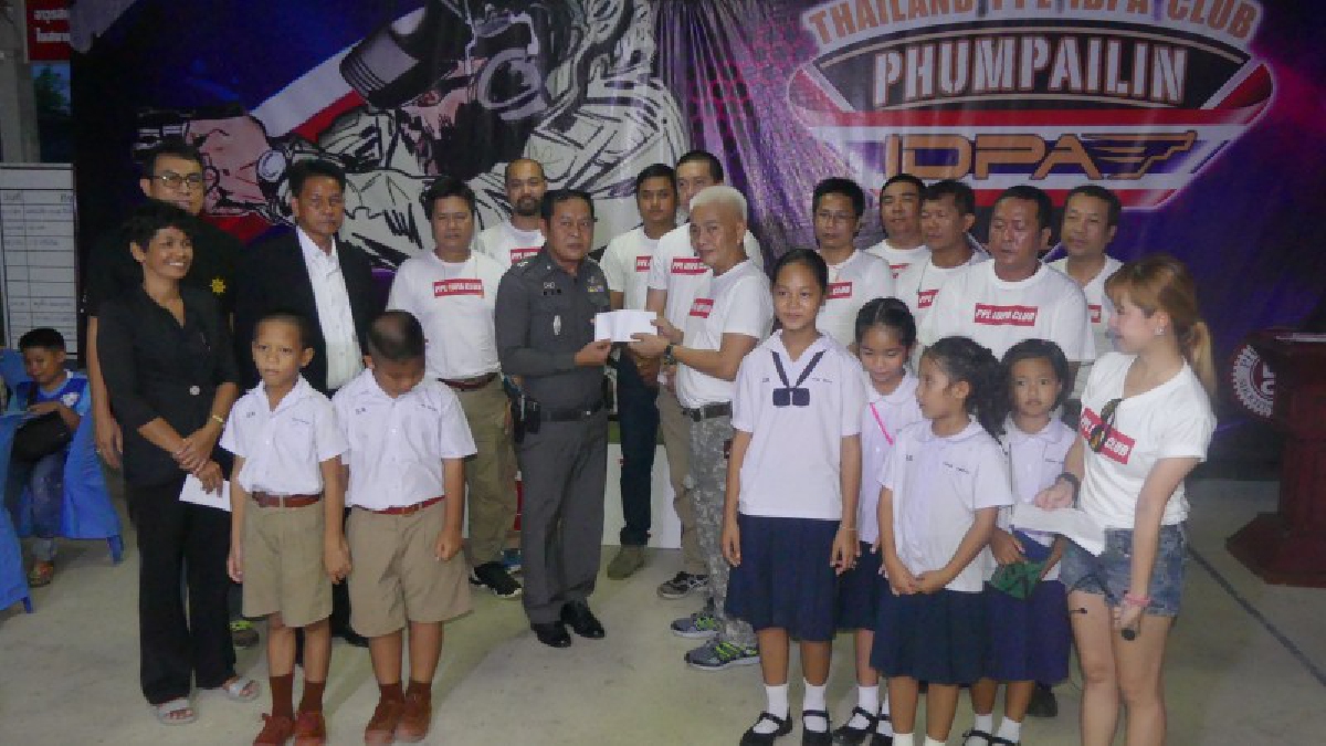 ปทุมธานี!! PPL IDPA CLUB จัดแข่งขันปืนการกุศล สร้างห้องน้ำให้โรงเรียน มีผู้เข้าร่วมการแข่งขันจำนวน 80 คน (มีคลิป)