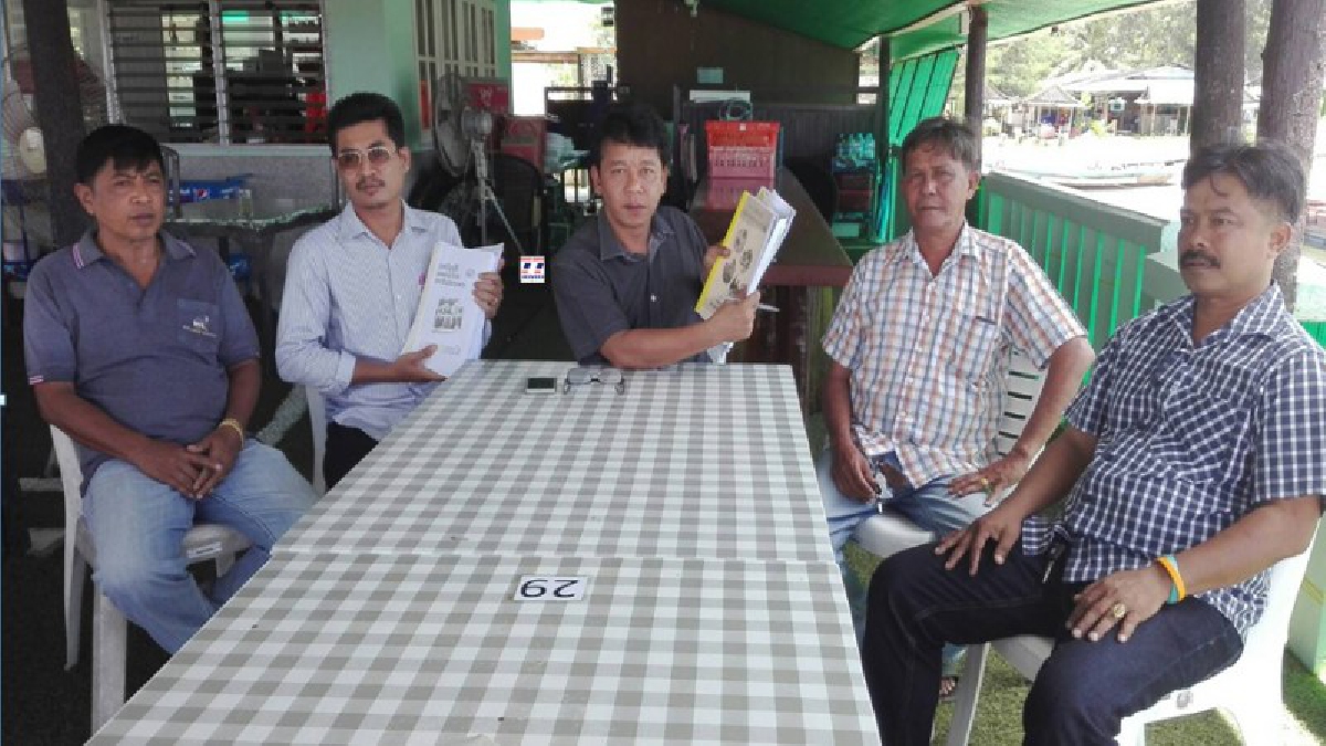 โต้เหตุยุบสภาฯ!! อดีตประธานสภาฯทต.ชุมโคหอบเอกสารโต้ แจงเหตุสภาฯวุ่นและแย้งสื่อเล่นข่าว5สท. เสียงข้างมากคว่ำงบเกือบทุกงบบิดเบือน (มีคลิป)