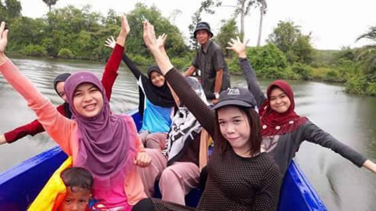 ชาวโมคลานเฮ!! ประชาคมหมู่บ้าน เปิดกิจกรรมล่องเรือชมธรรมชาติ สืบสานวัฒนธรรมเมืองเก่า โมคลานล่องเรือชมธรรมชาติ คลองโต๊ะเน็งสร้างรายได้งดงาม