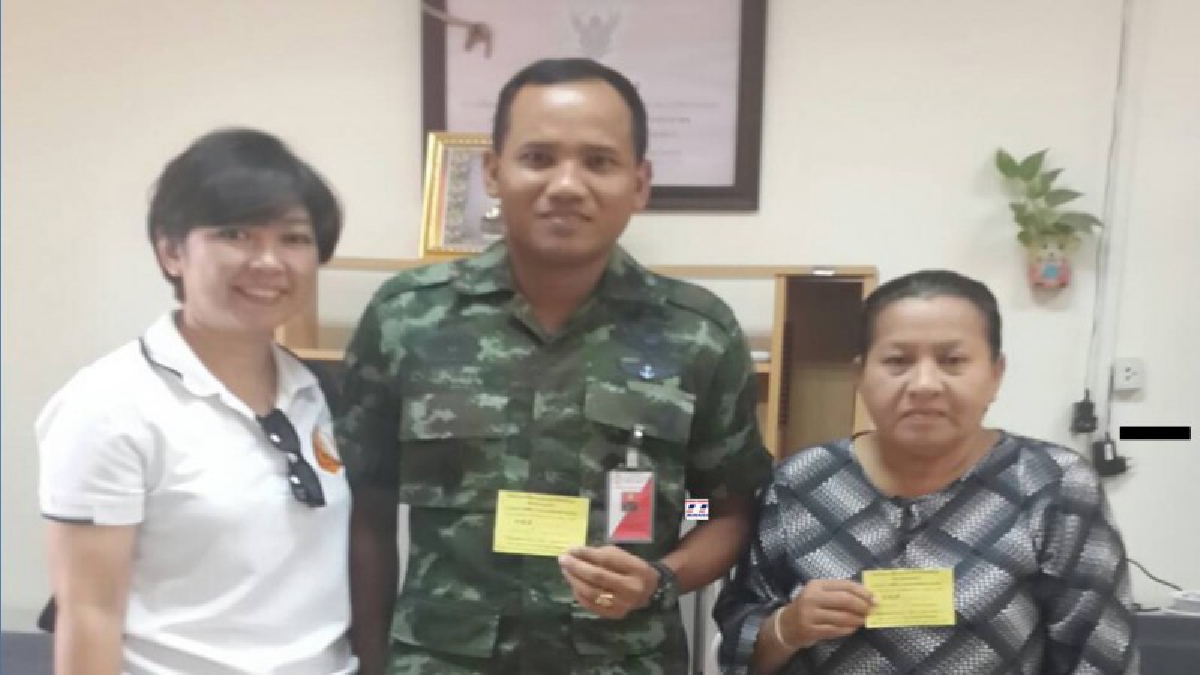 ทำความดี ด้วยหัวใจ!! เจ้าหน้าที่ทหาร แม่บ้านทหาร พร้อมใจสมัครเป็นจิตอาสา เราทำความดี ด้วยหัวใจ (มีคลิป)