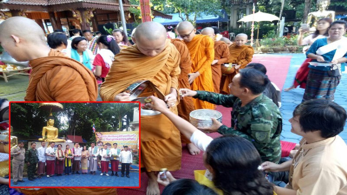 หนึ่งเดียวในภาคเหนือ!! ตามความเชื่อของชาวมอญ ทำบุญประเพณี ตักบาตรน้ำผึ้ง ทำแล้วเชื่อจะมีโชค ชีวิตจะดีขึ้น ซึ่งสืบทอดกันมาช้านานกว่า 100 ปี!?