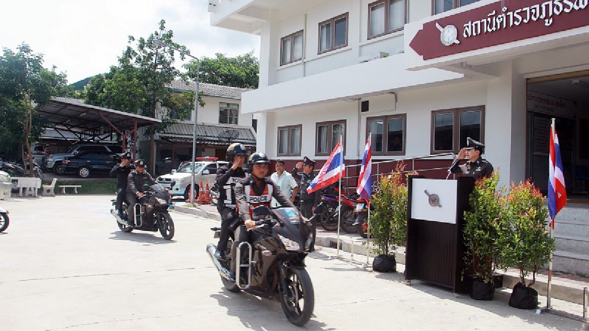 สัตหีบ!! สนธิกำลังร่วมปล่อยแถวระดมกวาดล้าง อาชญากรรมในพื้นที่ เพื่อให้สังคมชุมชนมีความปลอดภัย และน่าอยู่มากยิ่งขึ้น!?