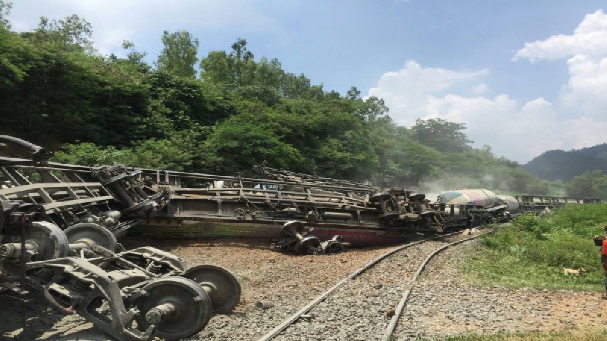 ด่วน!!!เกิดเหตุรถไฟตกรางขบวนพิเศษทดลอง หินลับ – เชียงใหม่ ทุกล้อทุกเพลา กีดขวางการเดินรถ(พื้นที่สระบุรี)