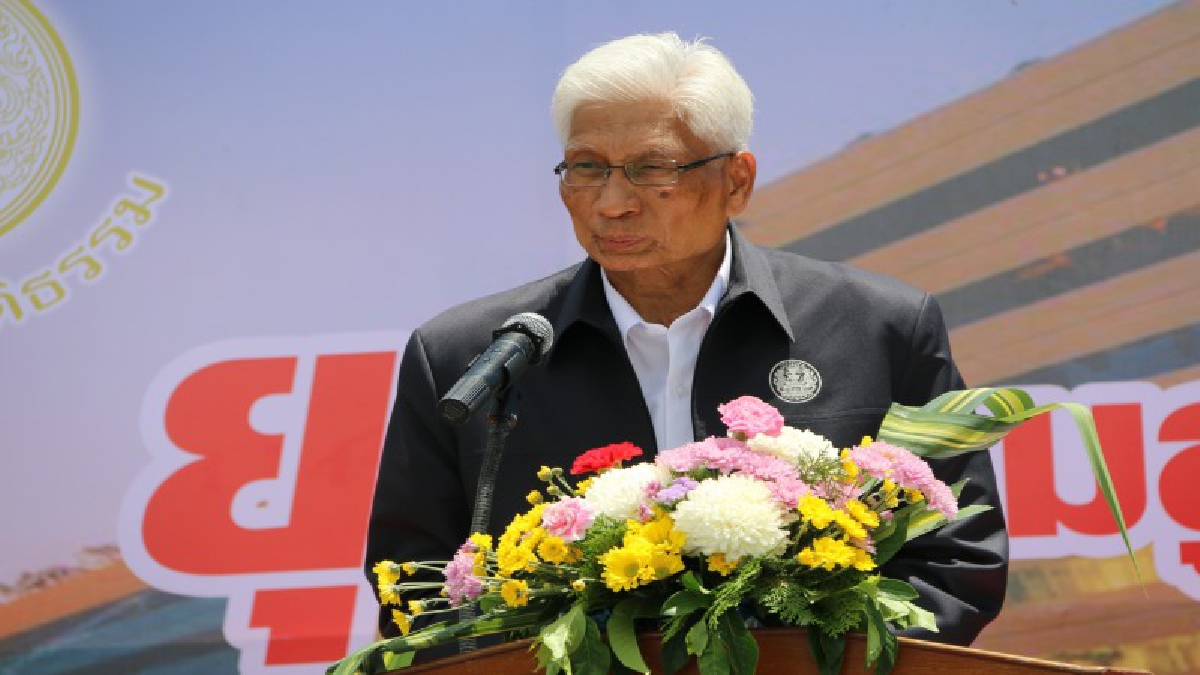 รัฐมนตรีว่าการกระทรวงยุติธรรมพร้อมคณะ พบปะประชาชนรับฟังปัญหาและความต้องการของประชาชนในพื้นที่จังหวัดสิงห์บุรี (มีคลิป)
