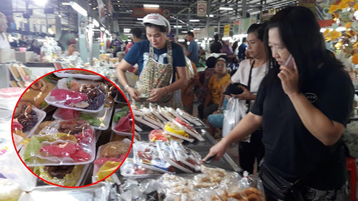 กระบี่!! ปปช.เลือกซื้อขนมเดือนสิบ เตรียมนำไปทำบุญในวันสารทเดือนสิบบุญ ขณะที่ราคาสินค้าปรับตัวสูงขึ้นกว่าปีก่อนเพราะต้นทุนแพง!?