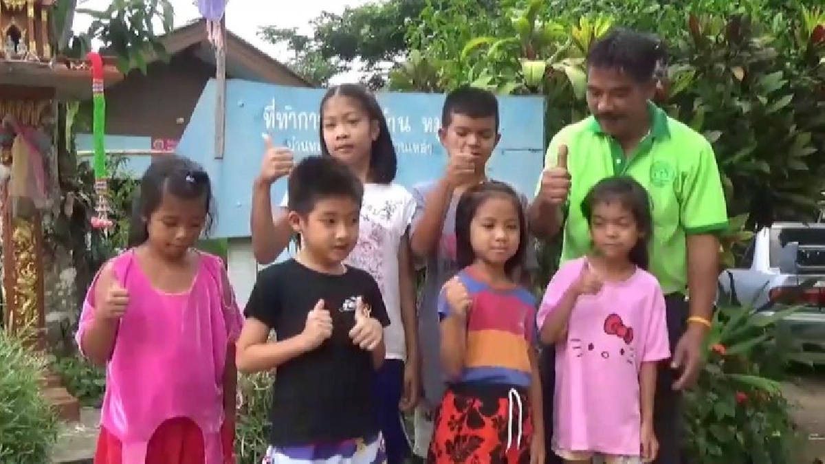สุดยอดผู้ใหญ่บ้าน!! สร้างนักประชาสัมพันธ์รุ่นจิ๋วช่วยงานชุมชนหมู่บ้านอย่างมืออาชีพ