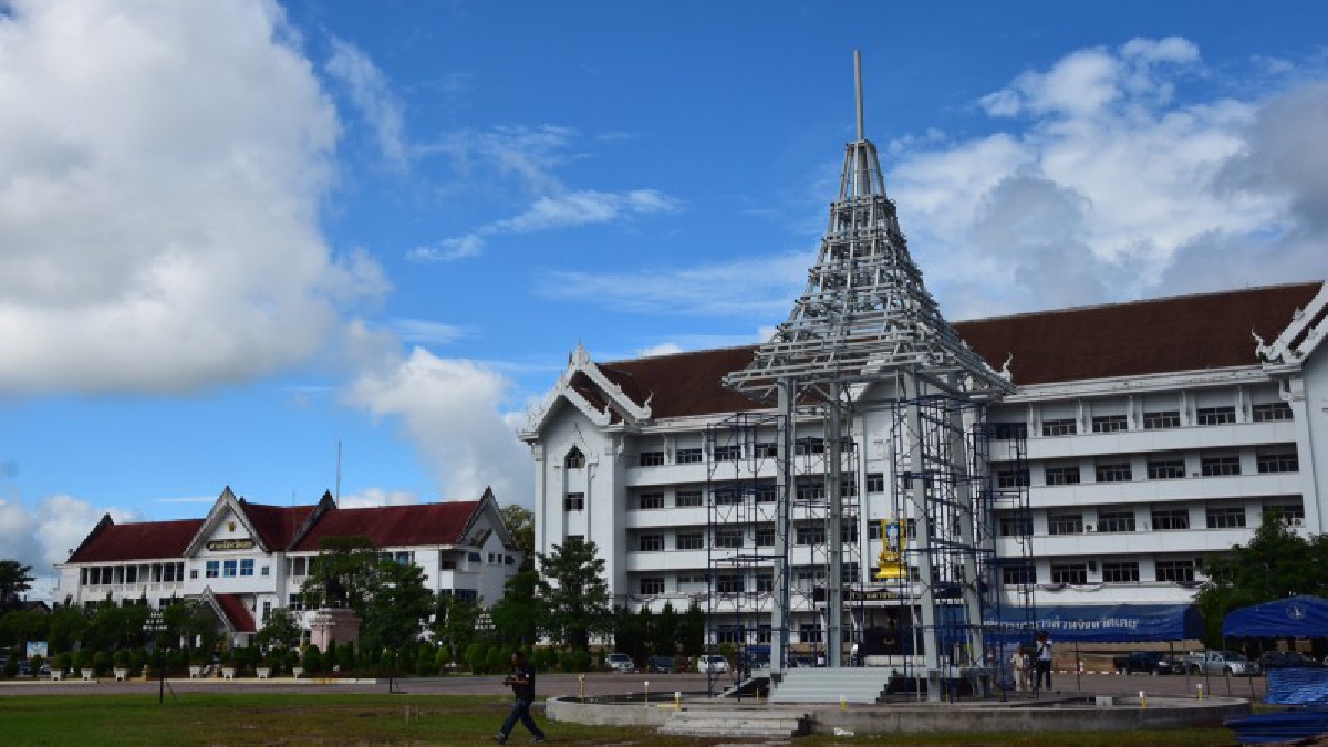 พระเมรุมาศจำลอง จ.เลย คืบหน้าแล้วกว่า 70% ผู้ว่าฯมั่นใจเสร็จก่อนกำหนด