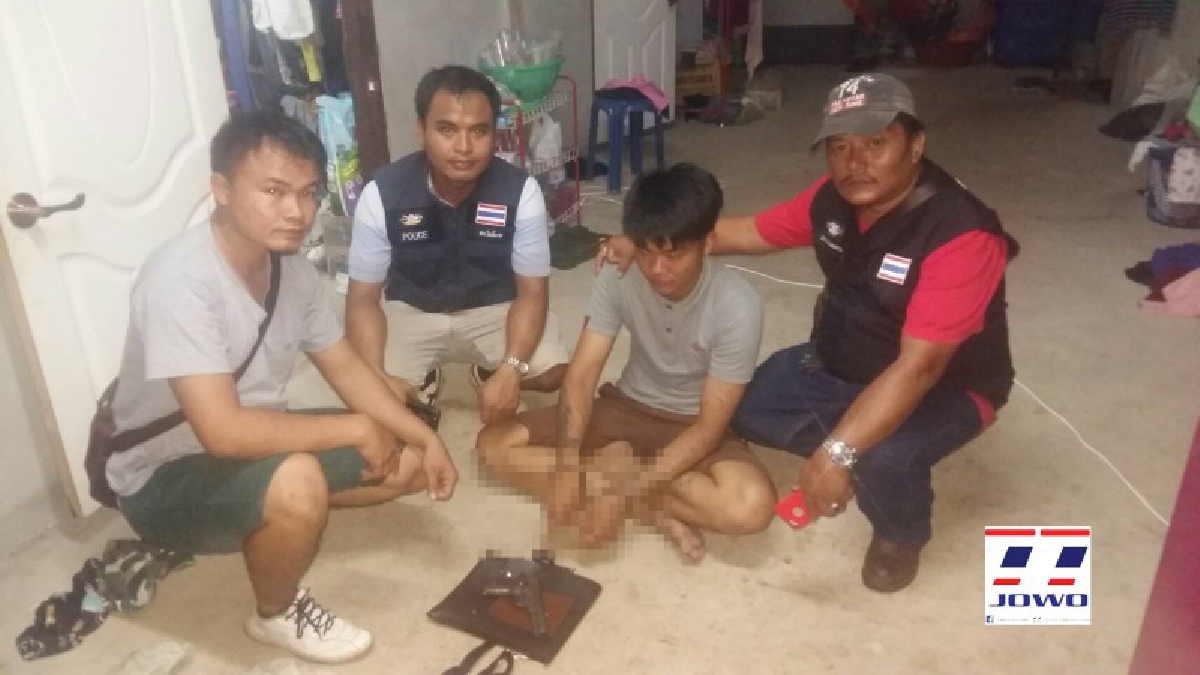 ผู้การเมืองหนองคาย นำกำลังตร.ตามรวบผู้ต้องหาฆ่าโหดหนุ่มวัย 20 ใช้เวลาแค่ 6 ชั่วโมงปิดคดี (ดูคลิป)